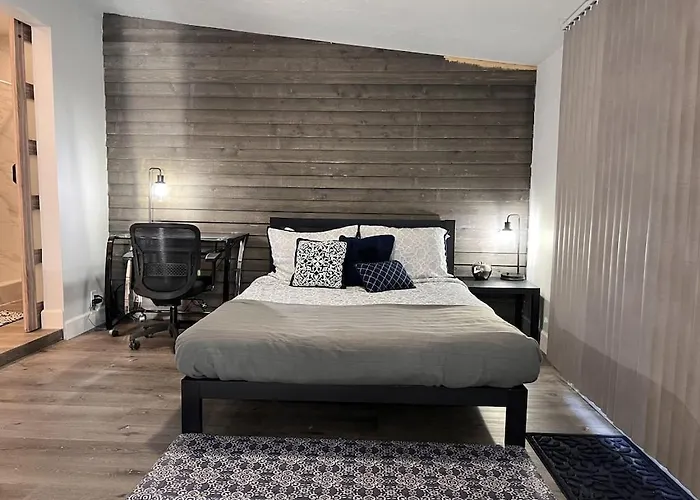 Holiday home Rustic Retreat